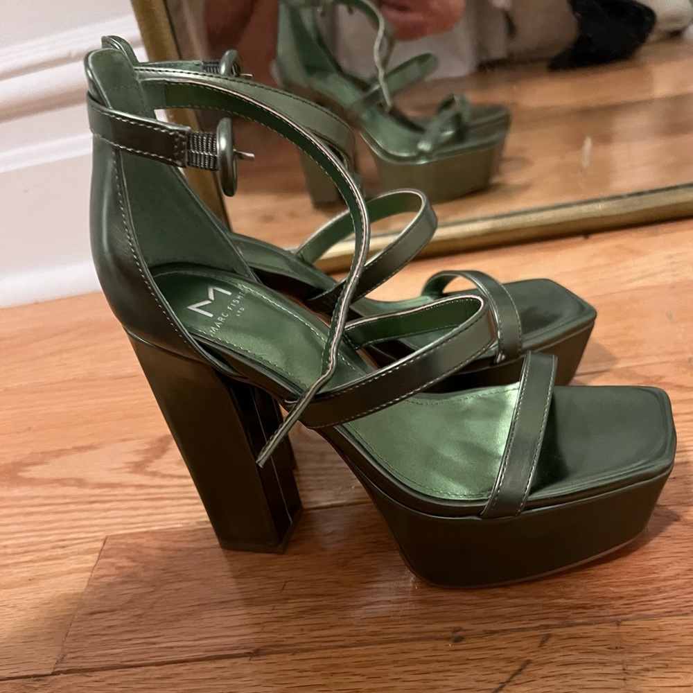 Marc Fisher LTD Frita platform heels